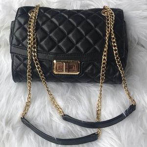 Quilted leather shoulder bag